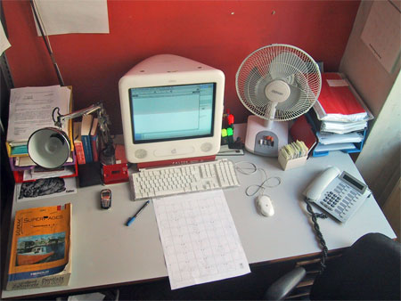 Desk-Klenk.jpg