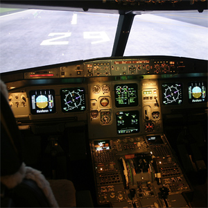 Flugsimulator-A320-Cockpit.jpg